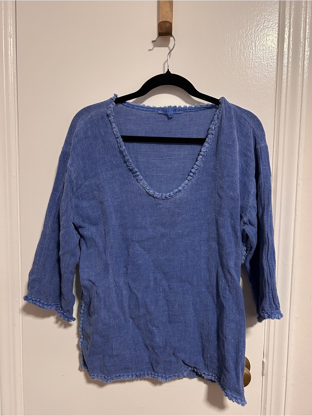 Tempo Paris Women's cobalt Blue Gauze Textured V-Neck Top